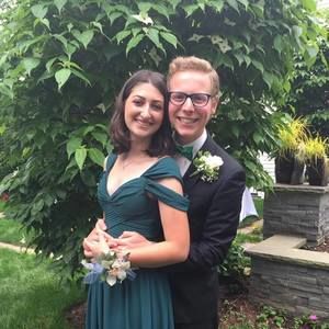 Meet your Posher, Yael